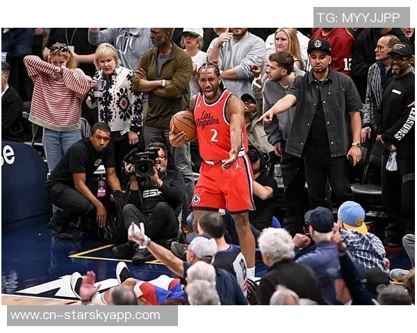 周二竞彩篮球分析:快船状态低迷湖人攻防两端需警惕隐患 周二竞彩篮球分析:快船状态低迷湖人攻防两端需警惕隐患