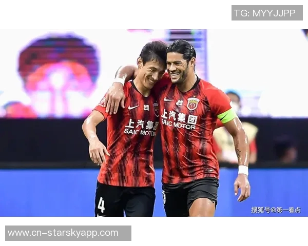 王燊超火力全开四球追平中超单季纪录天外流星般闪耀赛场